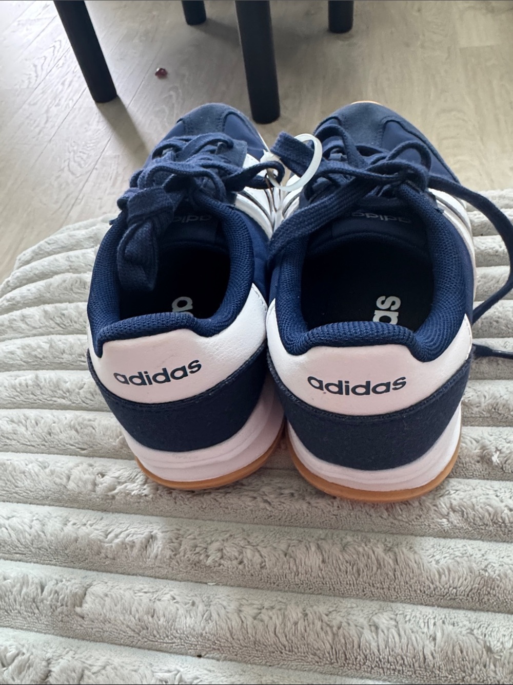 adidas Men’s Navy and White Retro Sneaker - Picture 3 of 6